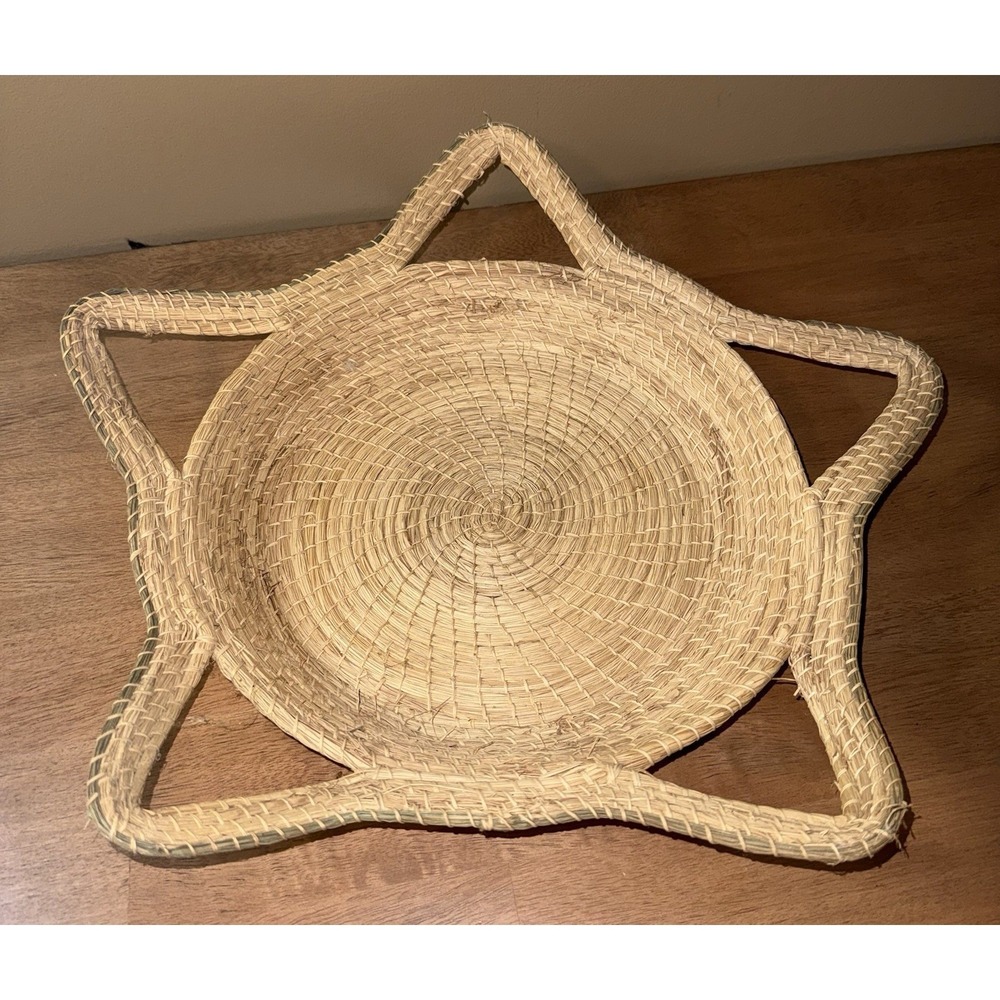 Handwoven Straw Star Basket Tray Natural Seagrass Boho Wall Decor 15in
